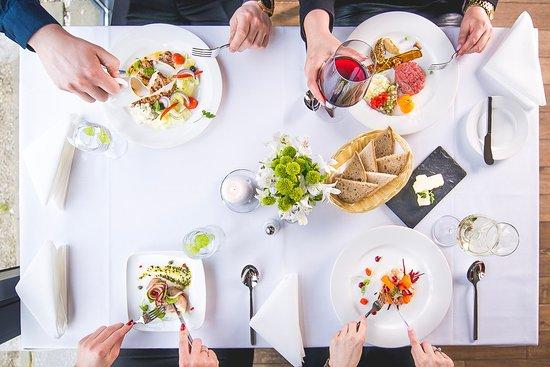 Octopus Restaurant by Zdrojowa